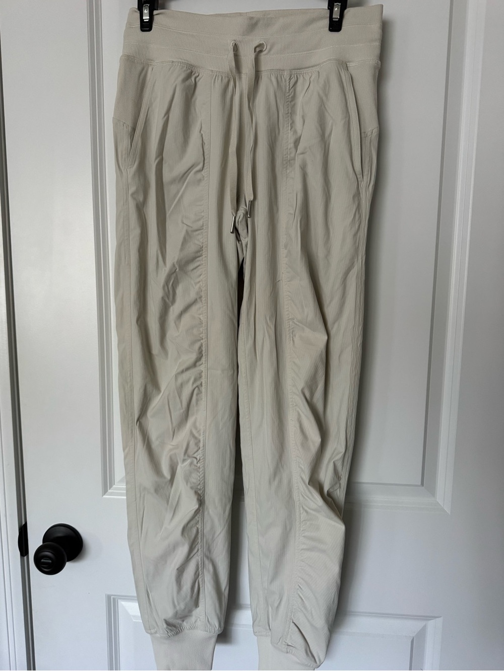 Lululemon dance studio joggers